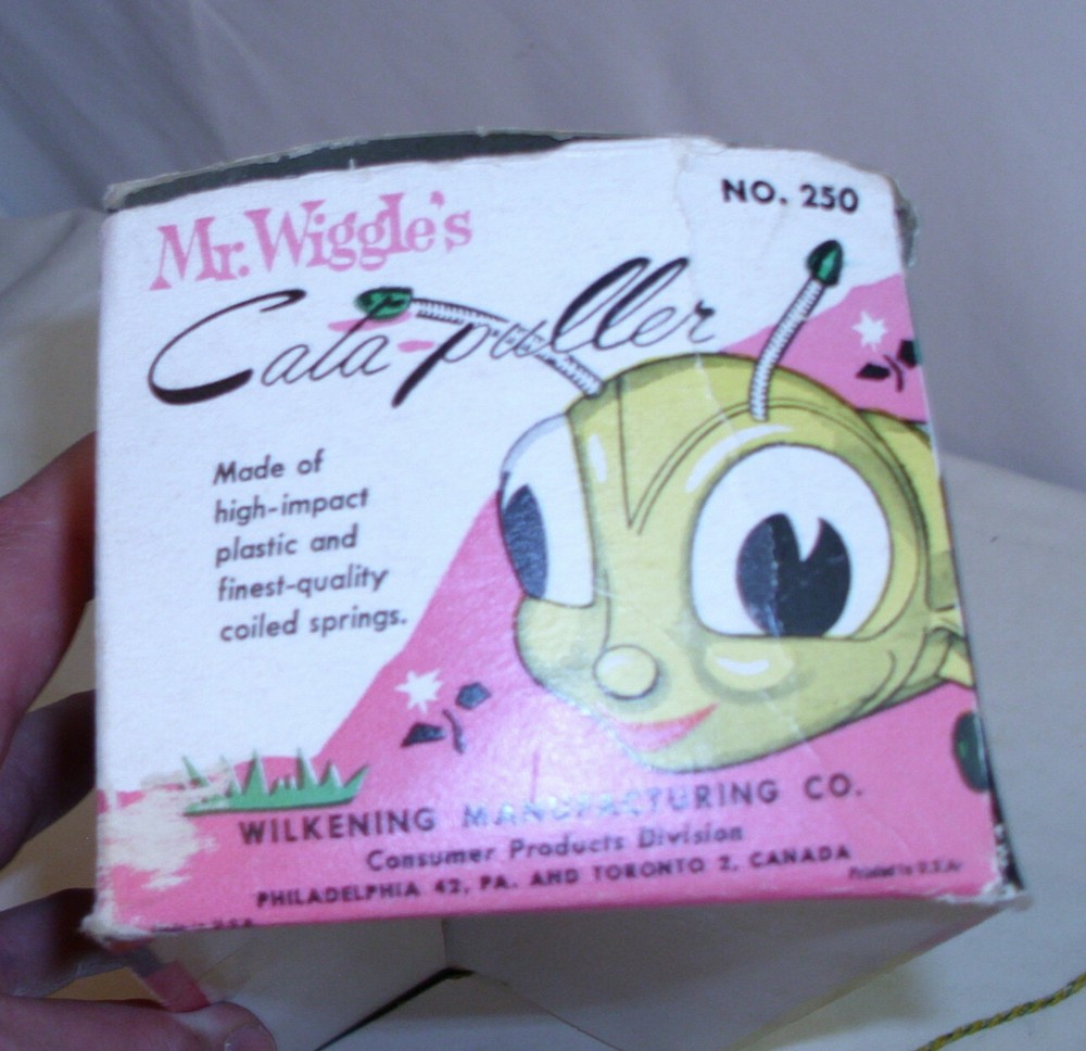 MR. WIGGLES CALA-PULLER SLINKY PULL TOY BOXED BY WILKENING SHARP!