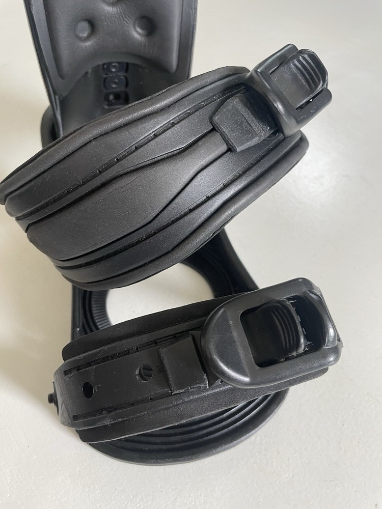 One Snowboard Binding SINGLE REPLACEMENT Black Adjustable Size