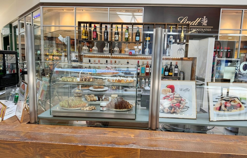 1.59 Cu.ft Malphi Large Pastry Display Case Countertop | Commercial Bakery Di...