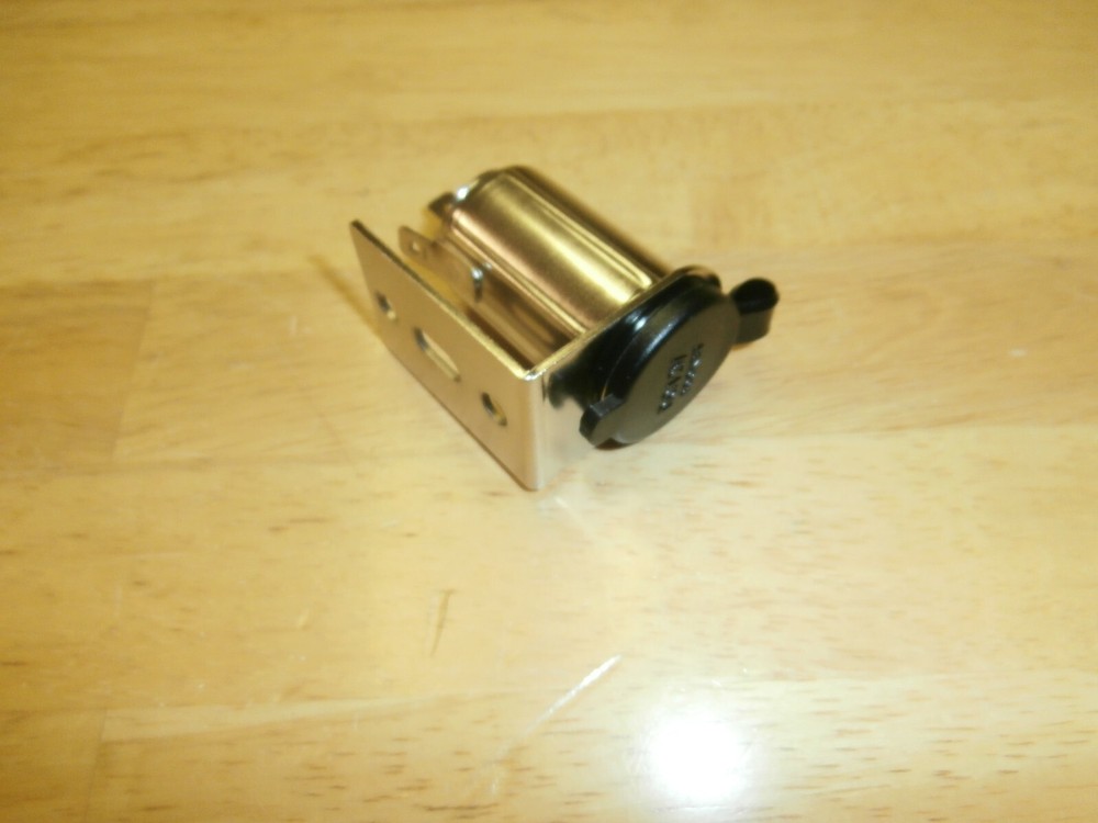 Philmore 12 VOLT 48-620 Cigarette Lighter Socket w/L Bracket,NEW