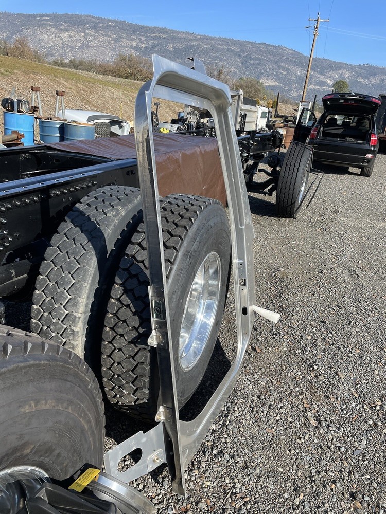 Freightliner 122SD Door Frame