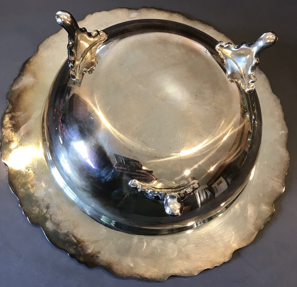 Vintage Silver Oneida 2 Quart Lidded Footed Casserole