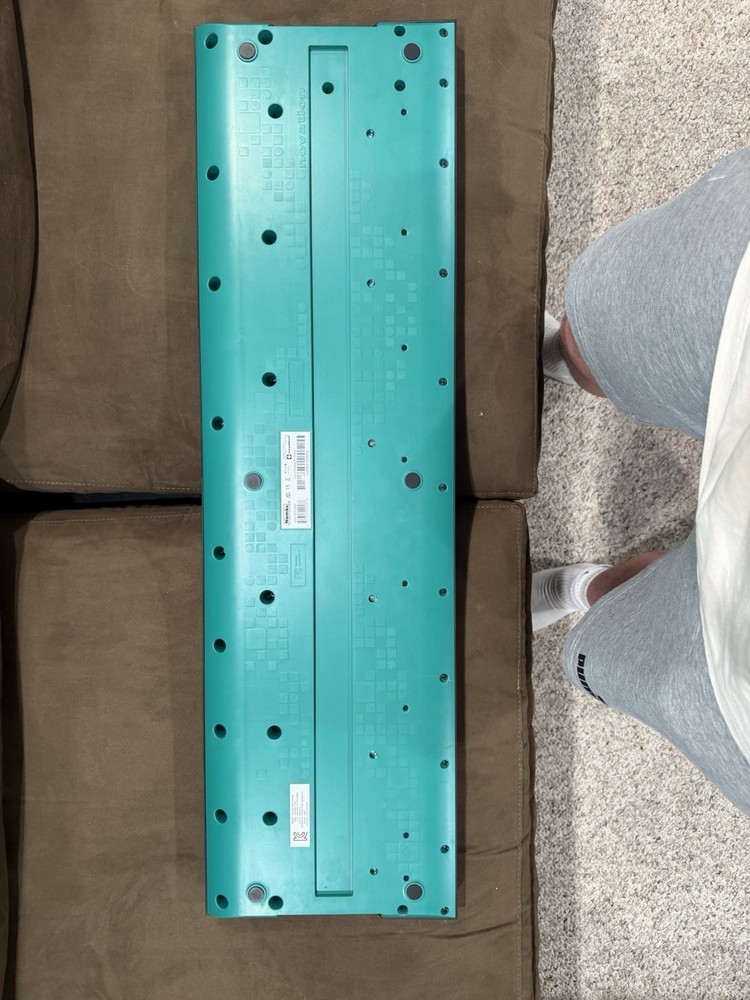 Novation Launchkey 61 MK2 MIDI Keyboard Controller USB 61-Key – Tested Working