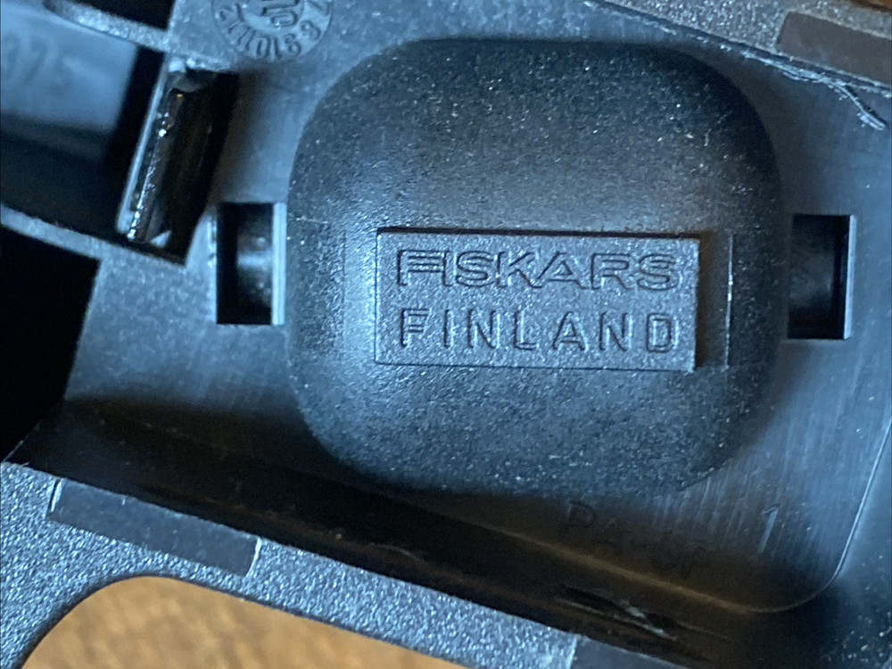 Fiskars Axe Knife Blade Sharpener