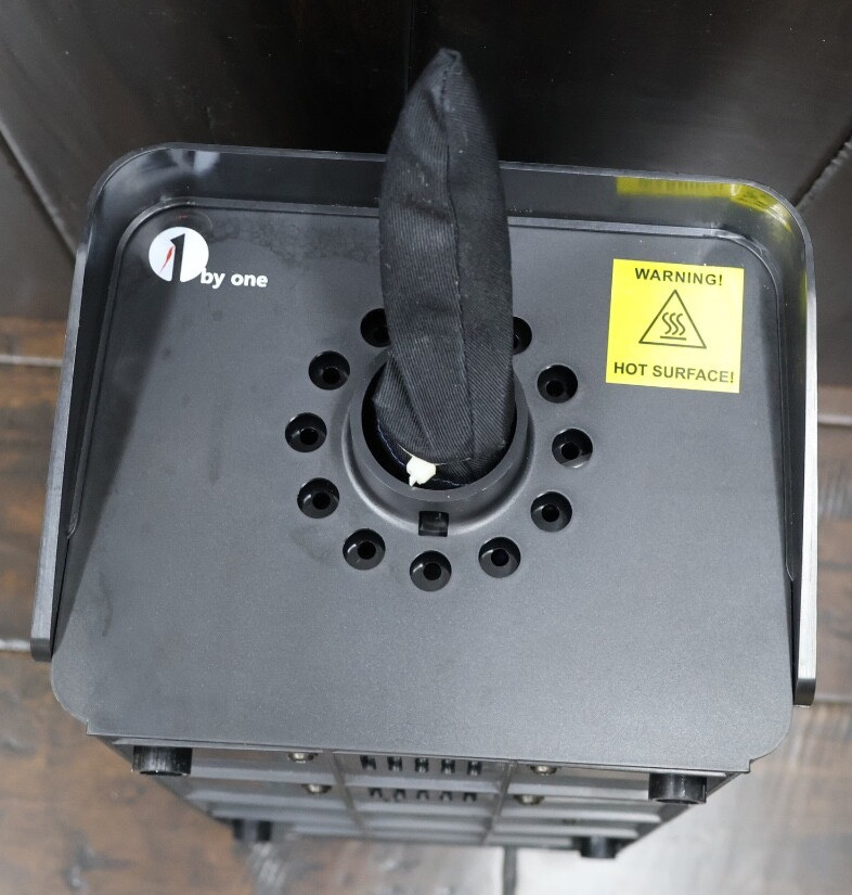 1 By One 650w Snowflake Machine *Pre-Owned*