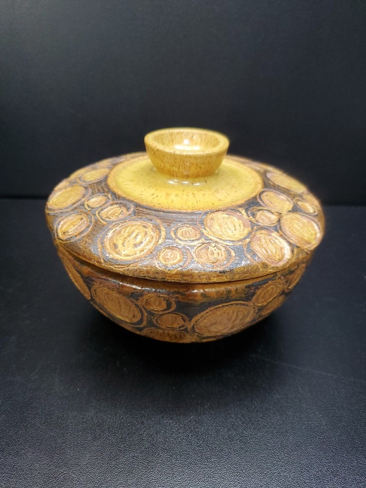 MCM Art Pottery Covered Dish Dot Pattern Signed "Devereux"