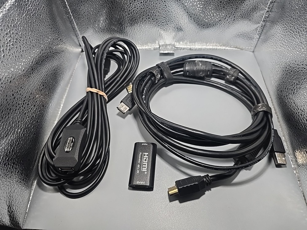 Meta Oculus Rift VR Headset- Black W Extra Sensor And Cables