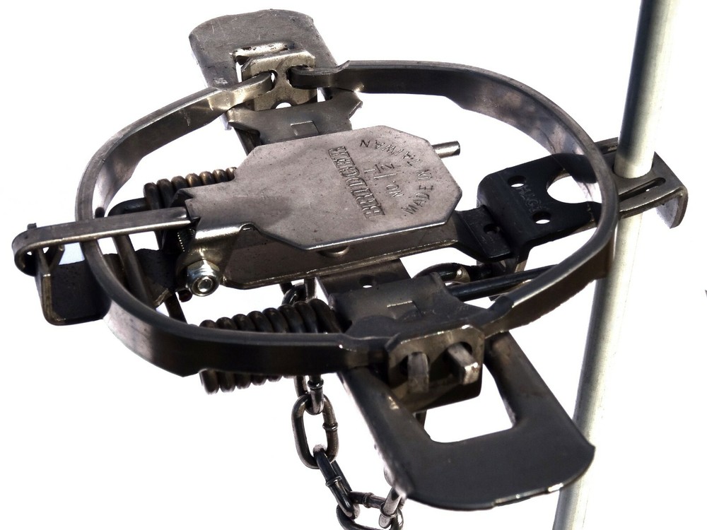 (12) HAGz Bracket - Multi Use Trap Stabilizer, Stake Swivel & Slide Drowner Lock