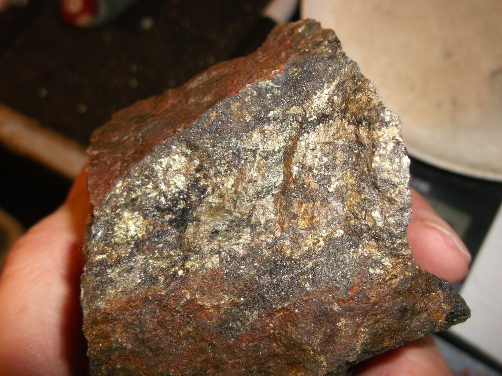 Gold, silver, copper, 474 grams samples ,ore high grade .