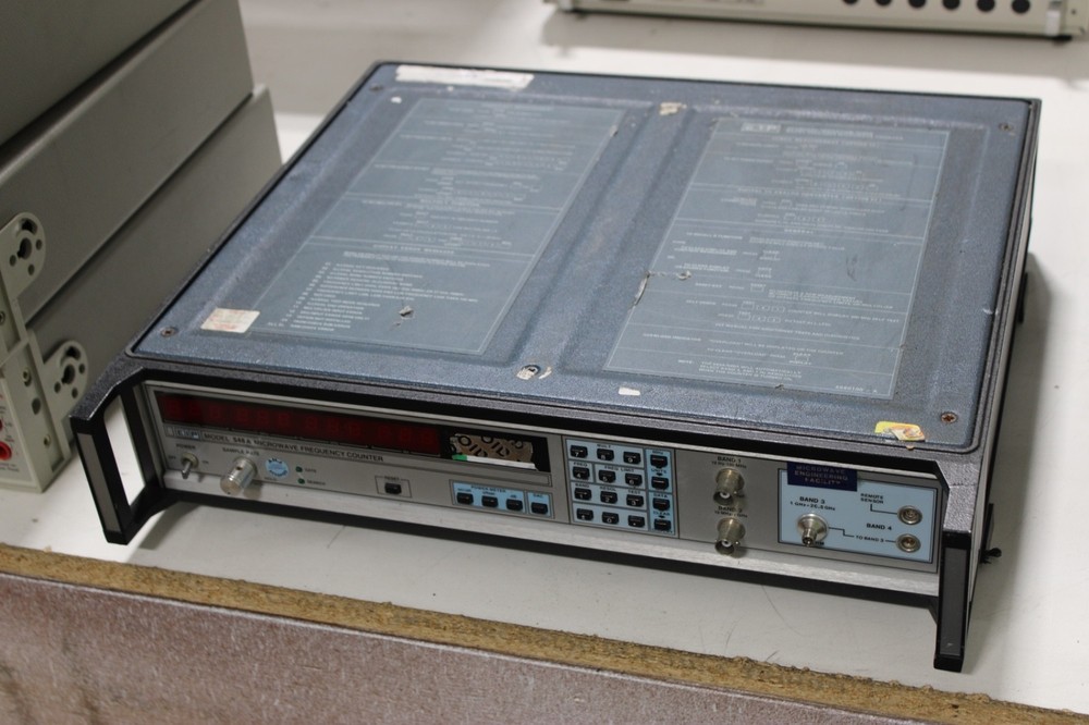 EIP MODEL 548 A Microwave Frequency Counter WORKING