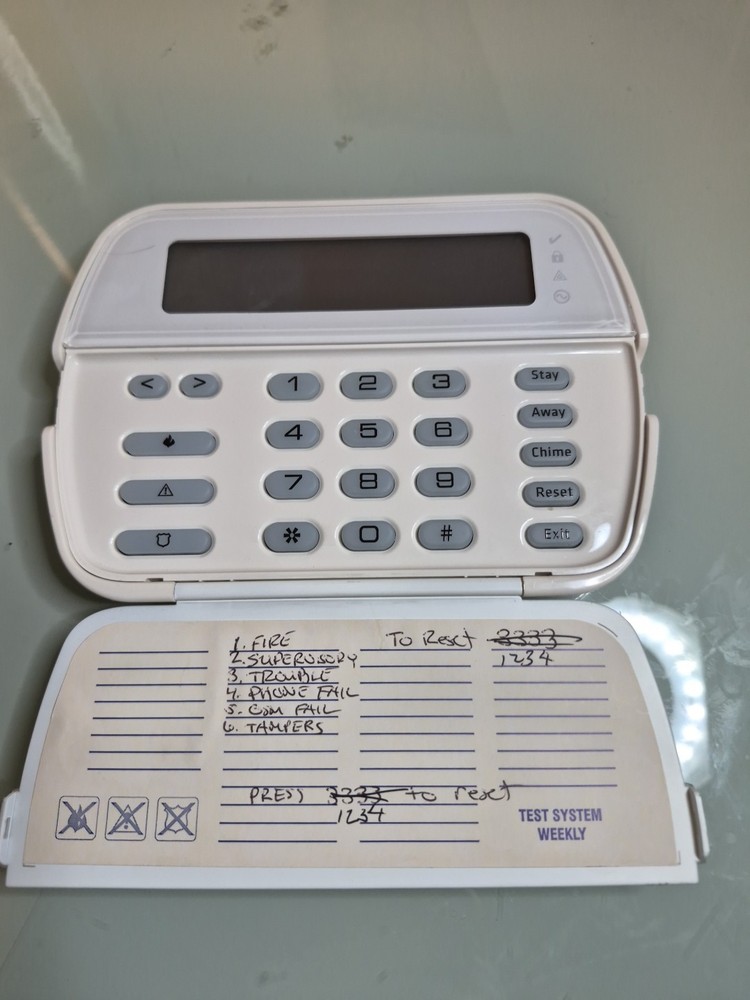 DSC PowerSeries Wireless Keypad - RFK5501