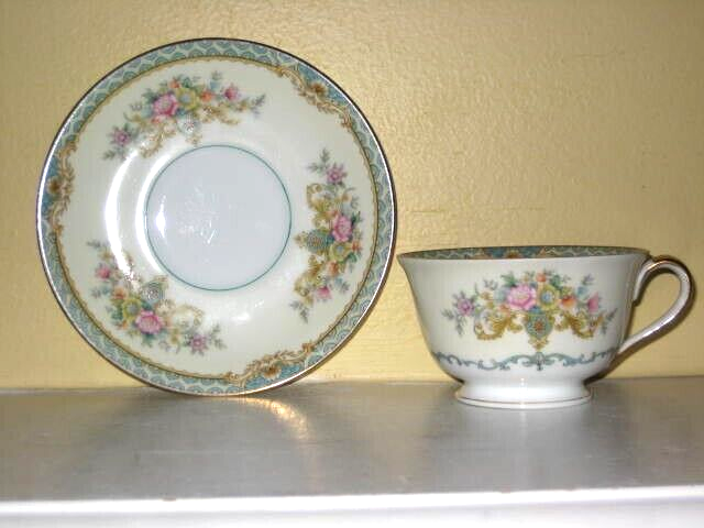 Noritake China GIRARDO Five Piece Place Setting Mint Never Used