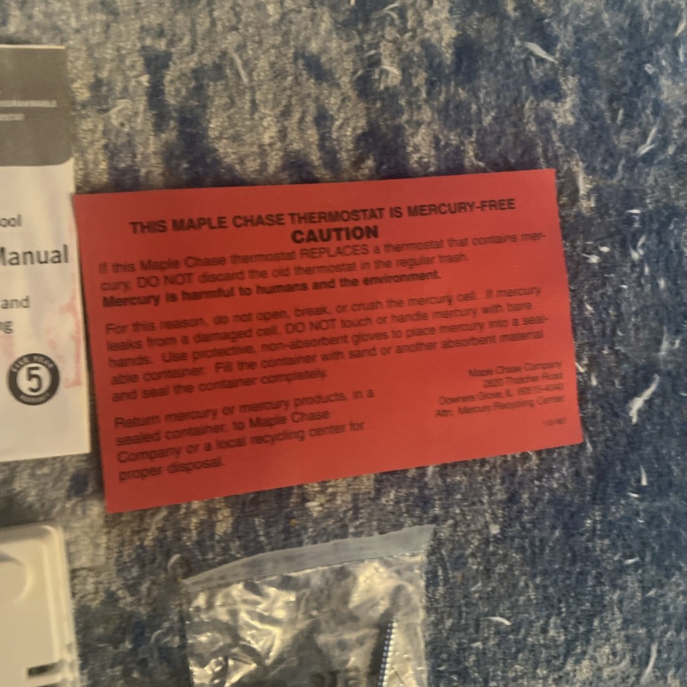 Robertshaw 9515 Non-Programmable Thermostat