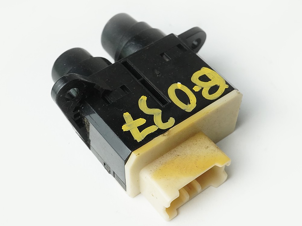 1994 - 1996 Dodge Stealth Headlight Lamp BuTTon Control Switch T7260B4N OEM