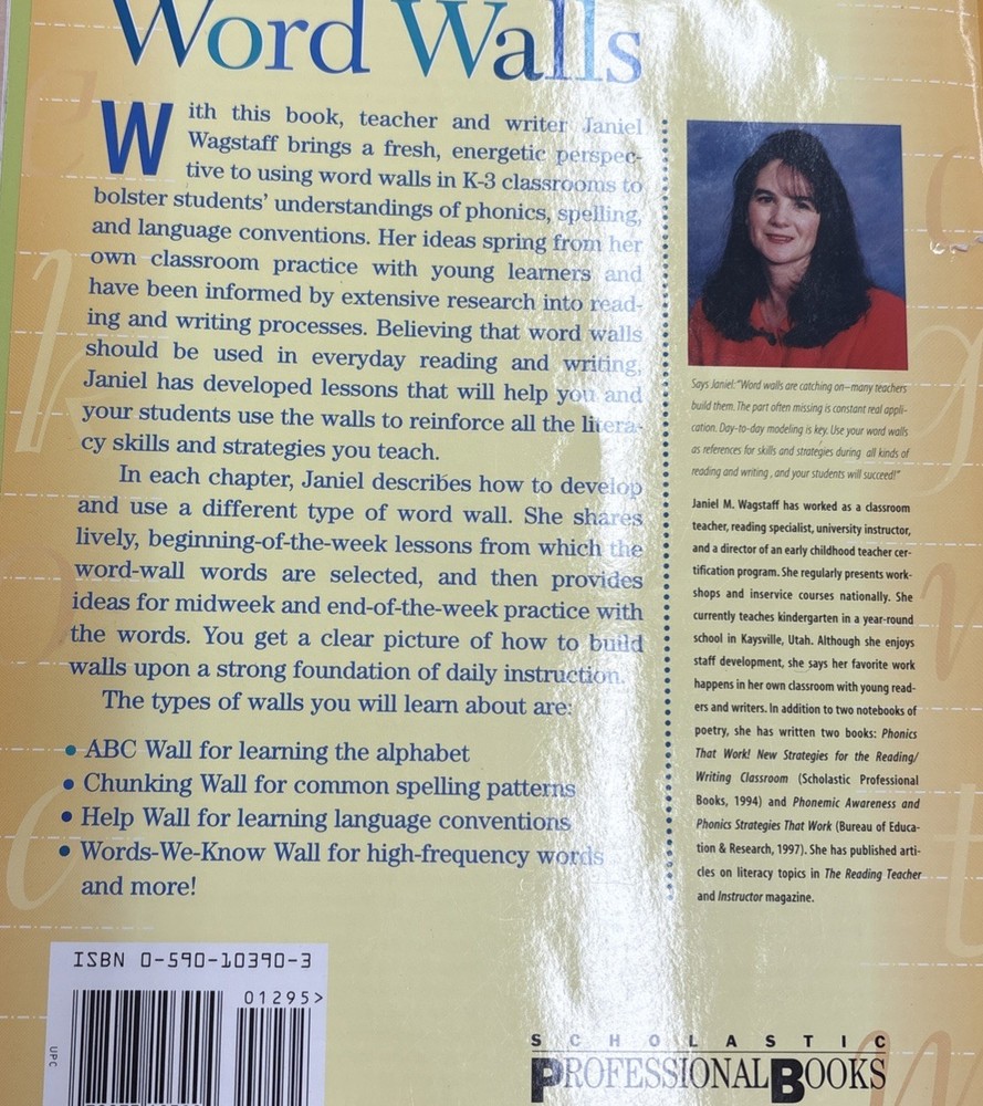 Teaching Reading and Writing With Word Walls