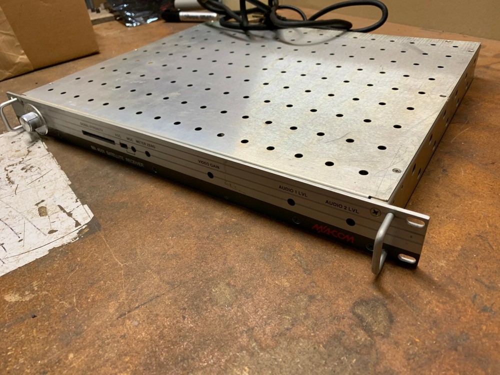 MACOM MA-4001 Satellite Receiver