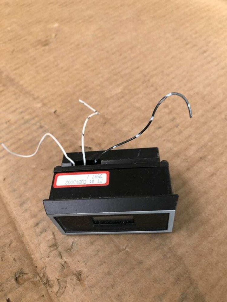 Red Lion Controls CUBVD002 Miniature DC Voltmeter 7-28VDC