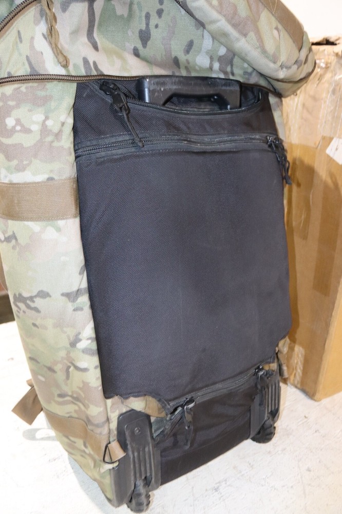 Defender Deployment Bag Thin Air Gear Wheeled Handle Military CAMO