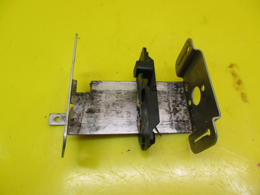 SEA DOO SEADOO SPEEDSTER CHALLENGER SPORTSTER WEEDLESS HANDLE SUPPORT BRACKET