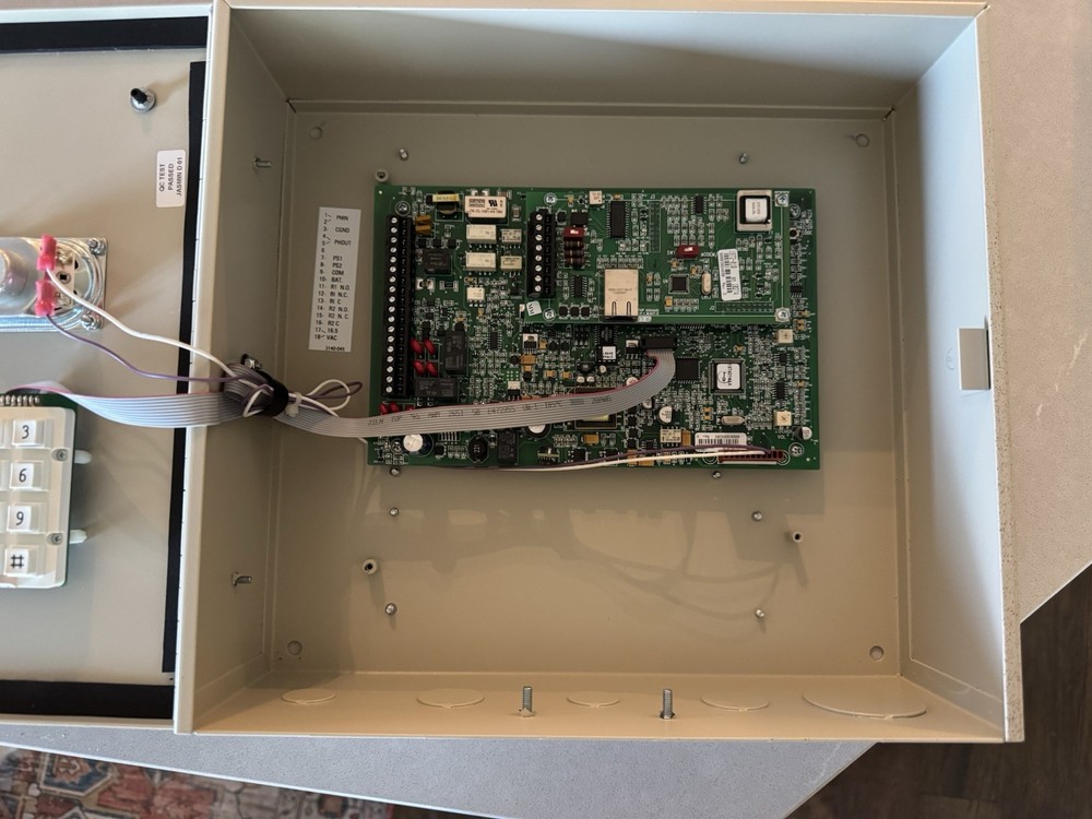 Doorking 1838-095 Access Plus Multi-Entry Door Controller