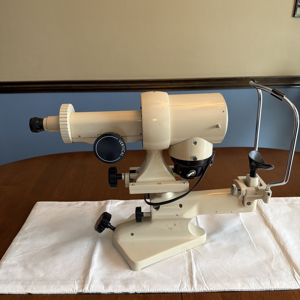 Bausch & Lomb Keratometer