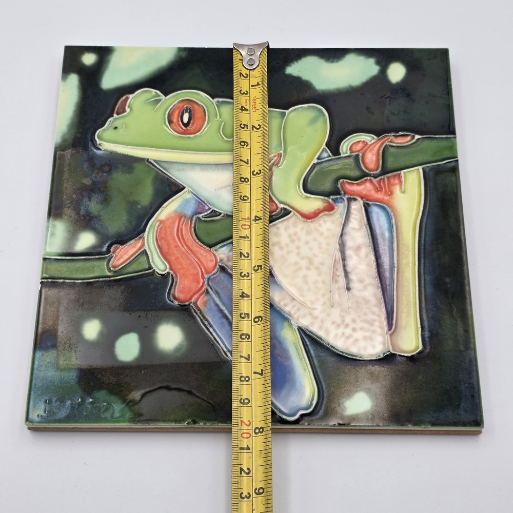 Wayne Gao Tropical Rainforest Tree Frog Ceramic Art Tile With Stand 8”