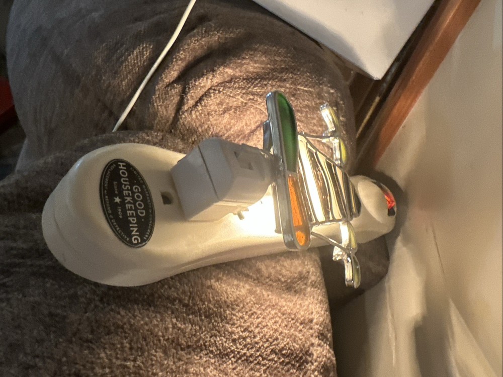 Stained Glass Lighthouse Plug in Night Light on/off switch Works