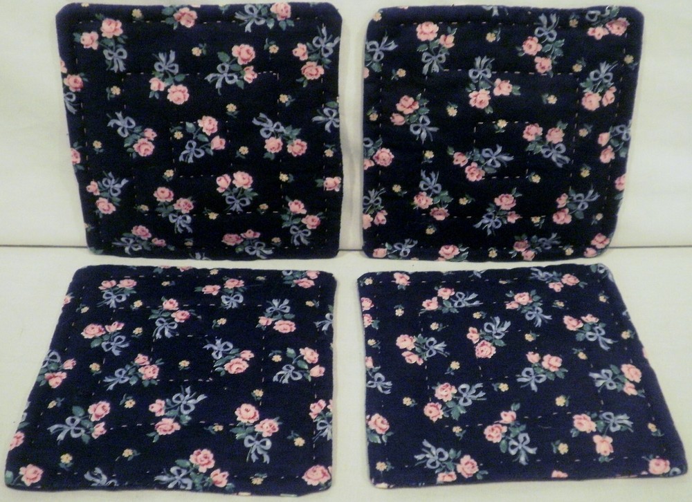 4 Coasters Hot Pad Pot Holders Oven Mitts