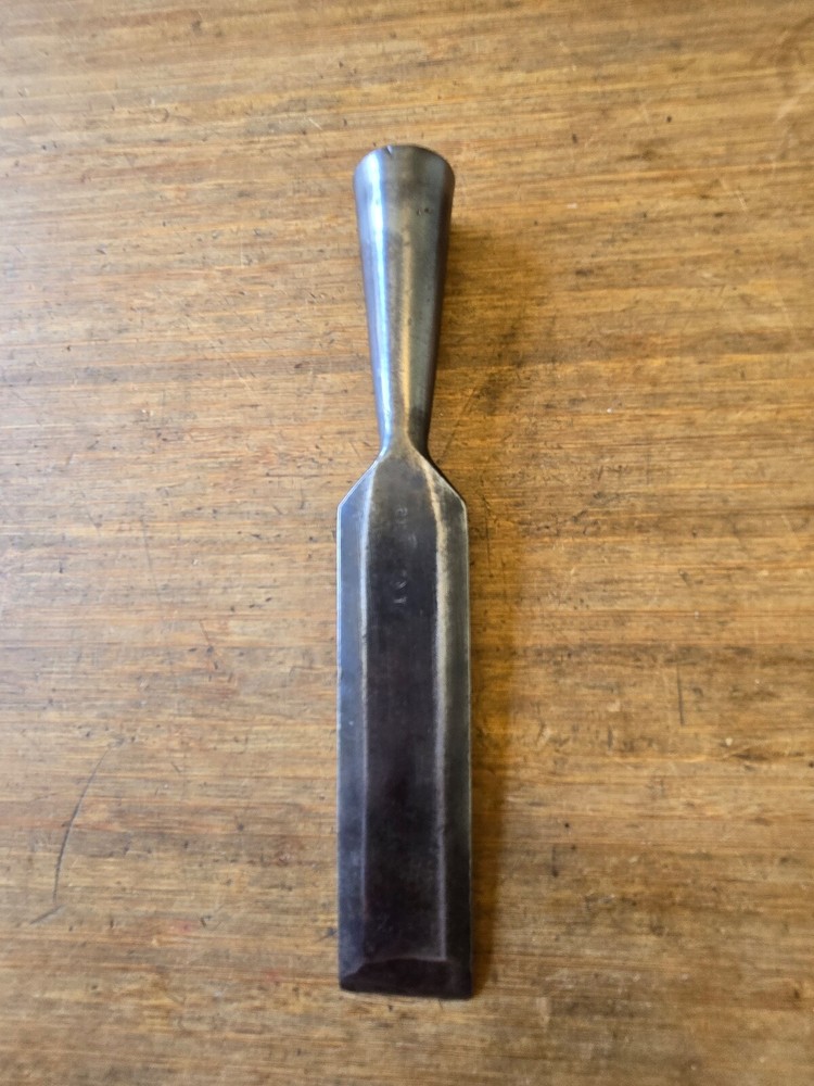 Vintage Crescent Tool Co - Chisel 1 1/4" Iron *For restoration*