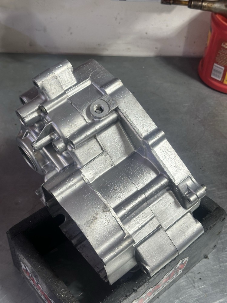 Yamaha Blaster Engine, Crank Cases Left And Right Vapored Meticulously Prepped
