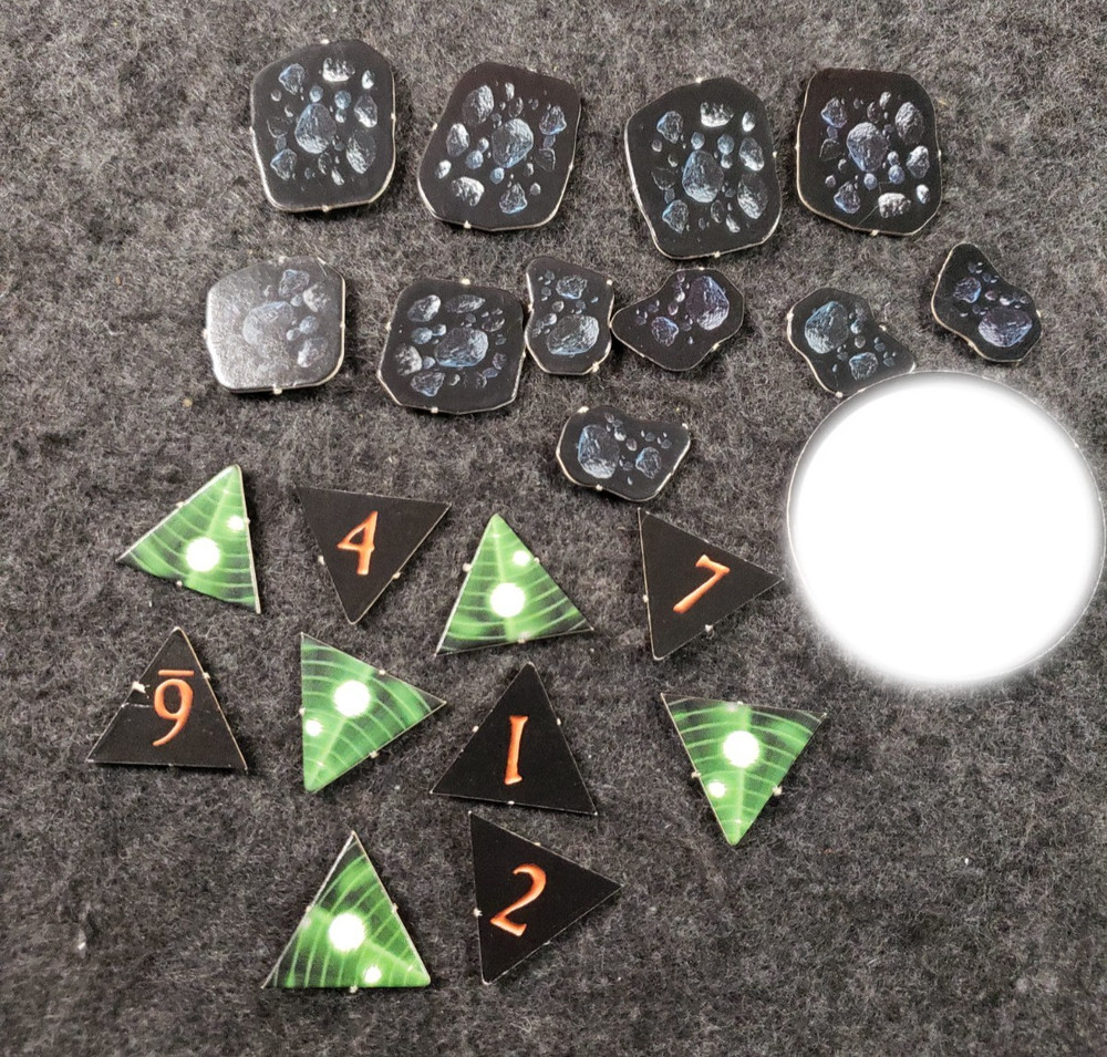 Games Workshop Warhammer 40k Battlefleet Gothic 21 Token /Markers (C11B4)