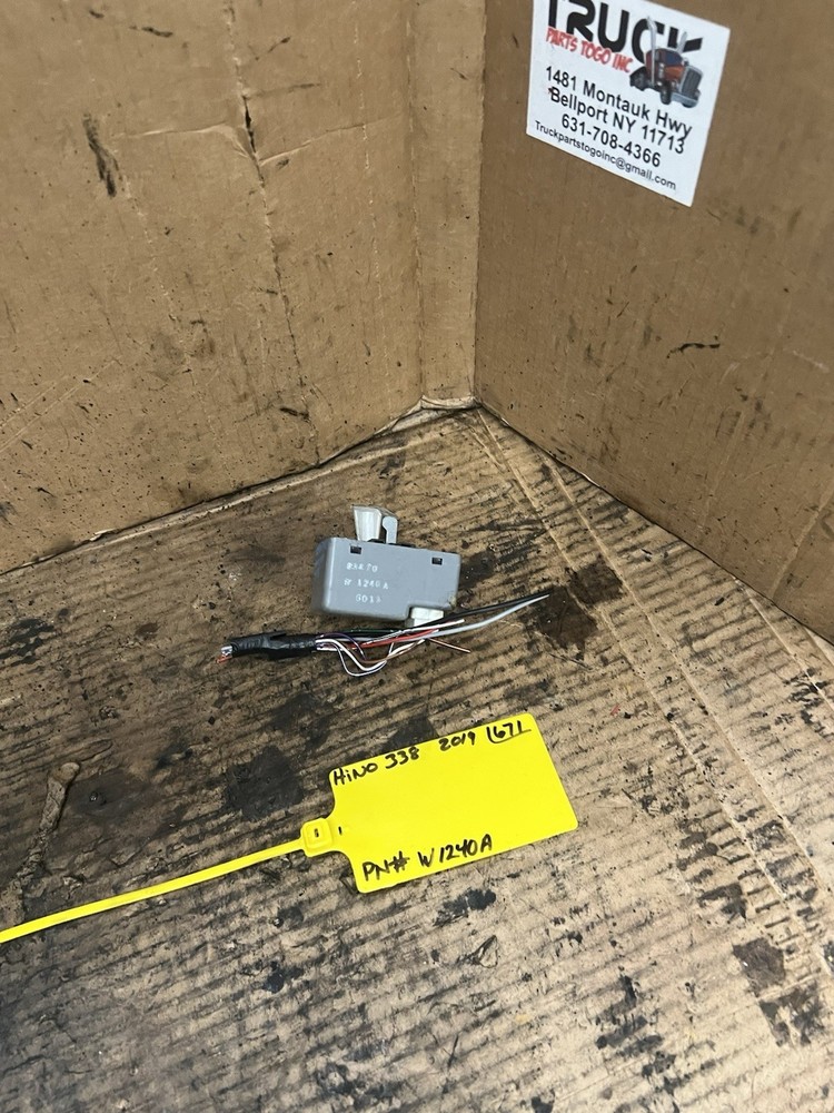 HINO CONTROL MODULE USED 83470 W 1240