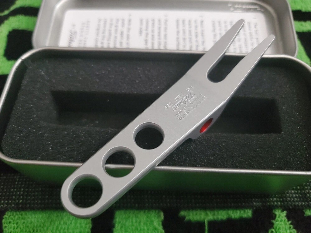Scotty Cameron Pivot Tool Red Dot Divot Tool Tin New - Silver