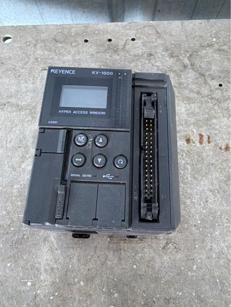 KEYENCE KV-1000 PLC Controller Unit Power On Tested USED