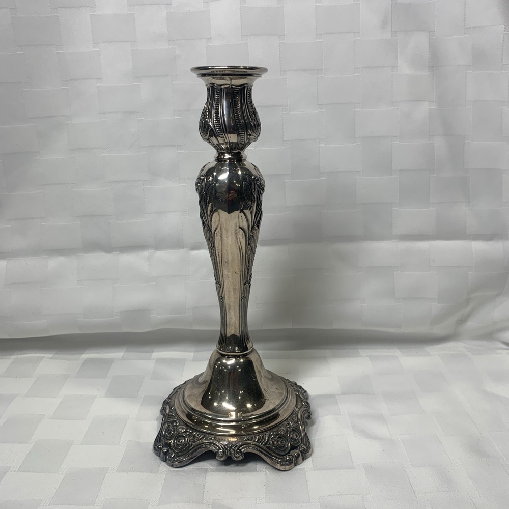 Oneida Community Ltd silverplate candelabra