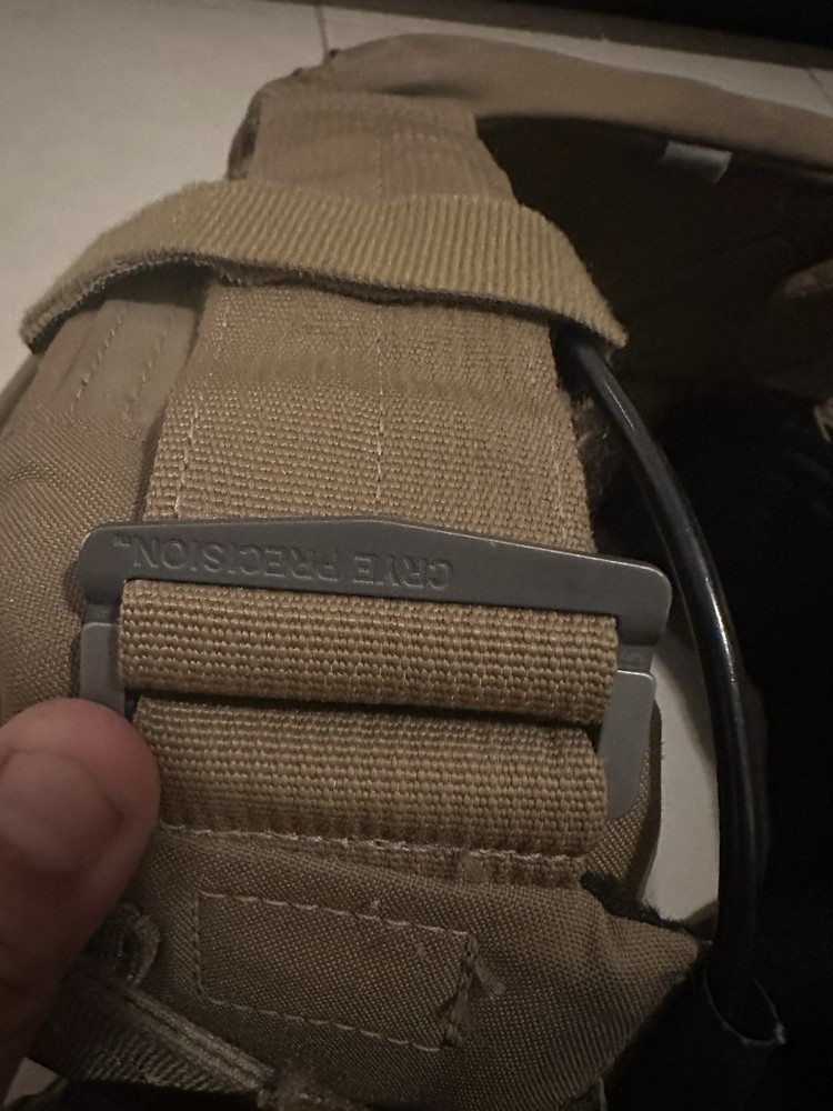 OLDGEN SOF Crye Precision Cage Plate Carrier CPC AVS Coyote. Size Large