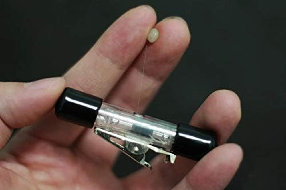 Invisible Thread Retractor - Mini/Small ITR Reel Magic Tricks Accessori...