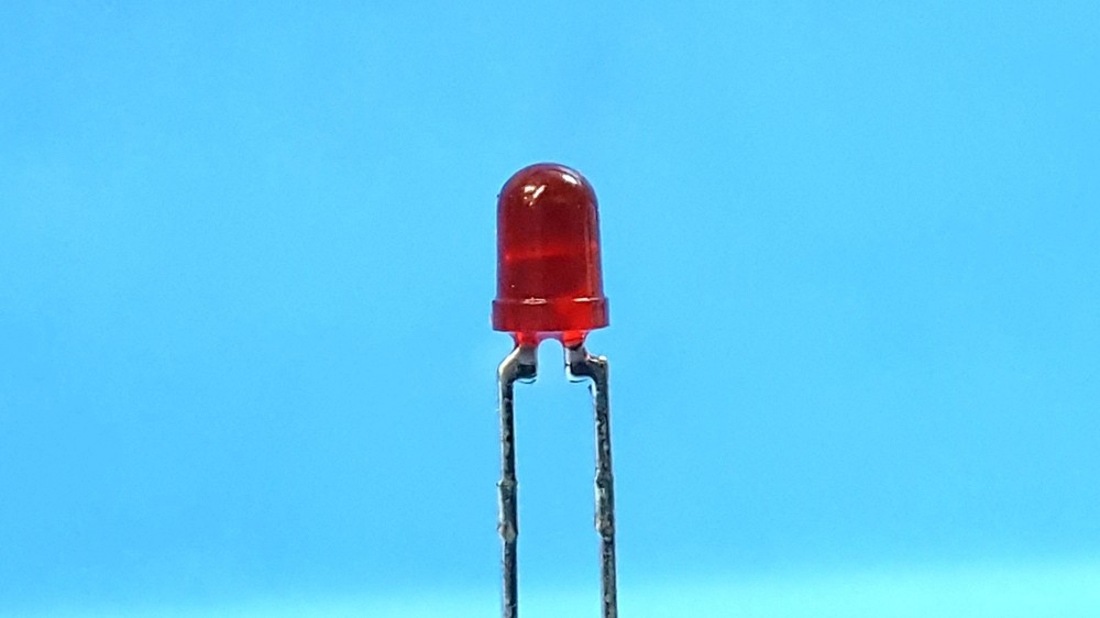 4000 Pcs- RED LED, Round, 3mm