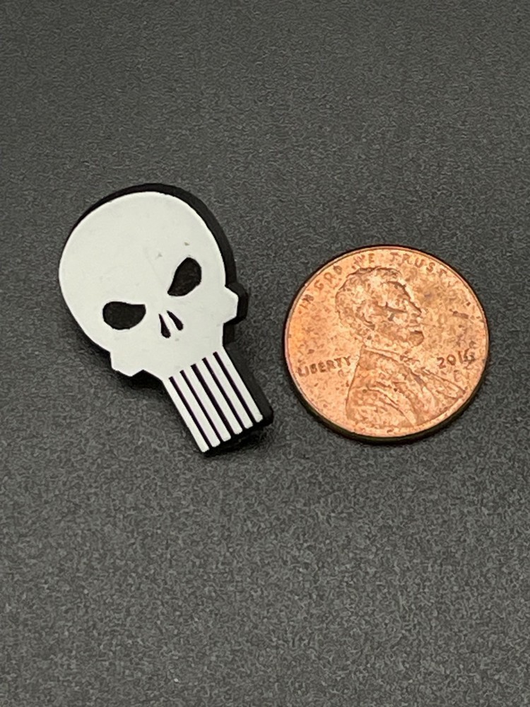 PROMOTIONAL 1992 MARVEL COMICS The PUNISHER SKULL PLASTIC PIN