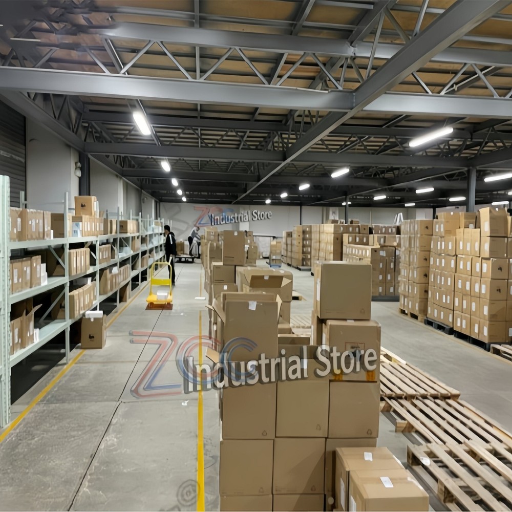 New in Box Omron C200H-CPU02 Programmable Controller CPU Module Unit C200HCPU02