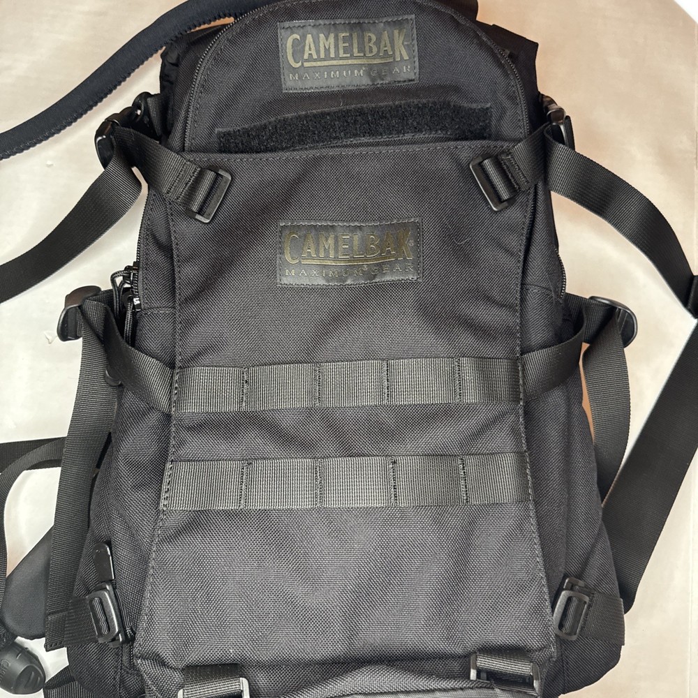 CamelBak Maximum Gear Black Tactical Hydration Pack 64oz Bladder MOLLE Backpack