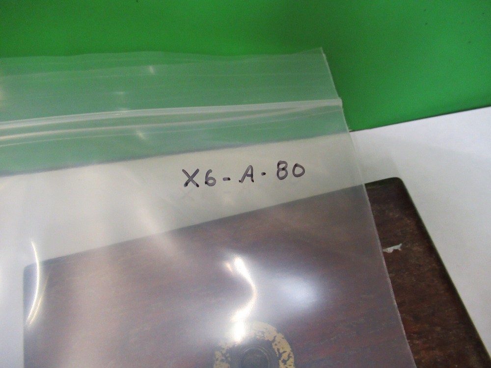 ANTIQUE UNKNOWN BRASS MICROSCOPE + CASE circa 1830 AS PICTURED X6-A-80