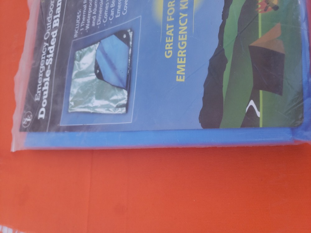 Emergency Outdoor Double Sided Blanket