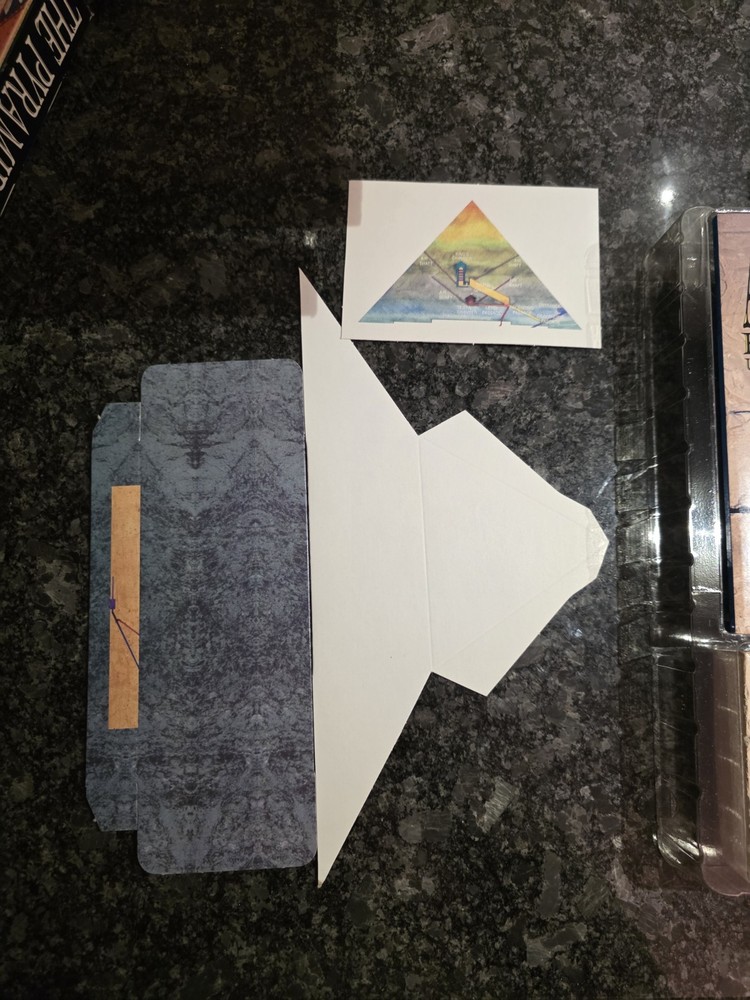 Pyramid Explorer's Kit, New, Open Box