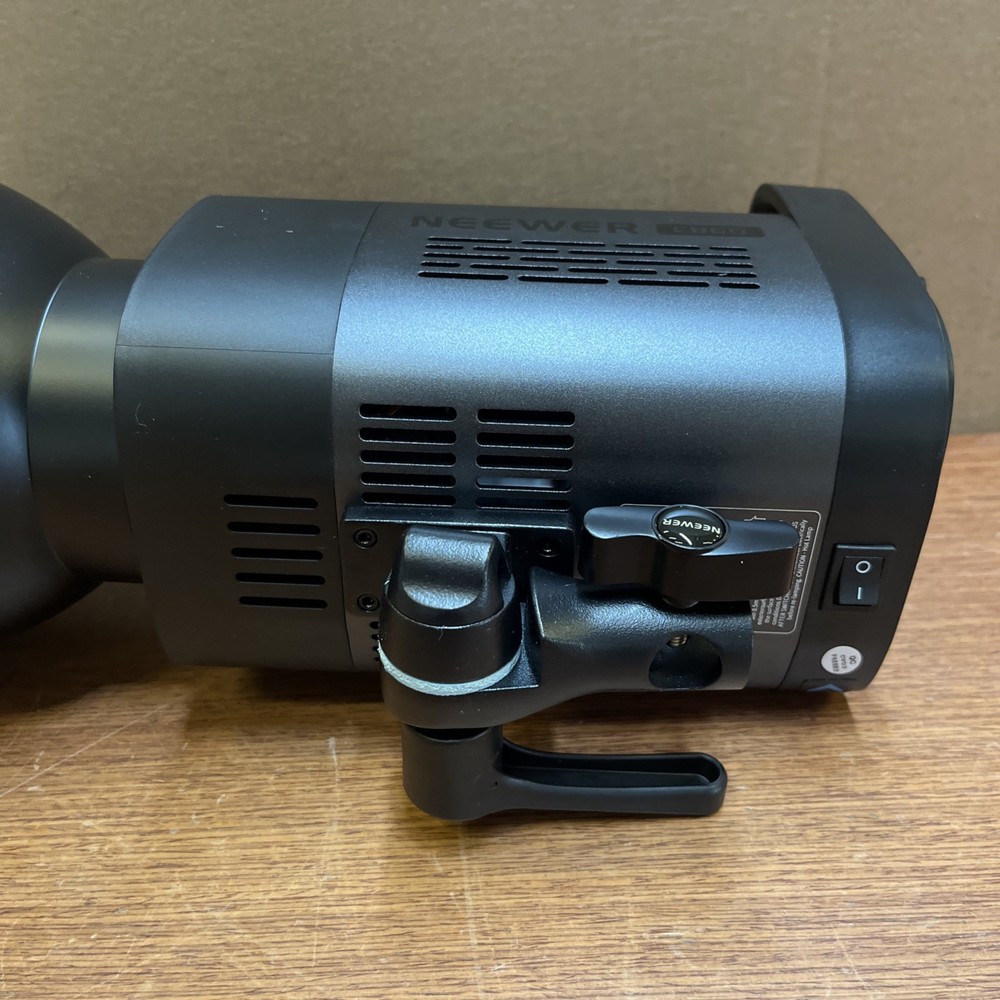 NEEWER CB60 LED Video Light