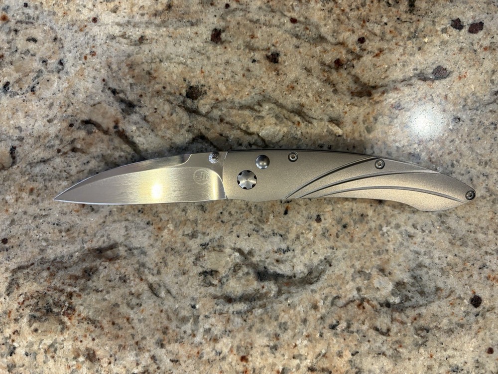 William Henry knife Westcliff Folder B7-FT