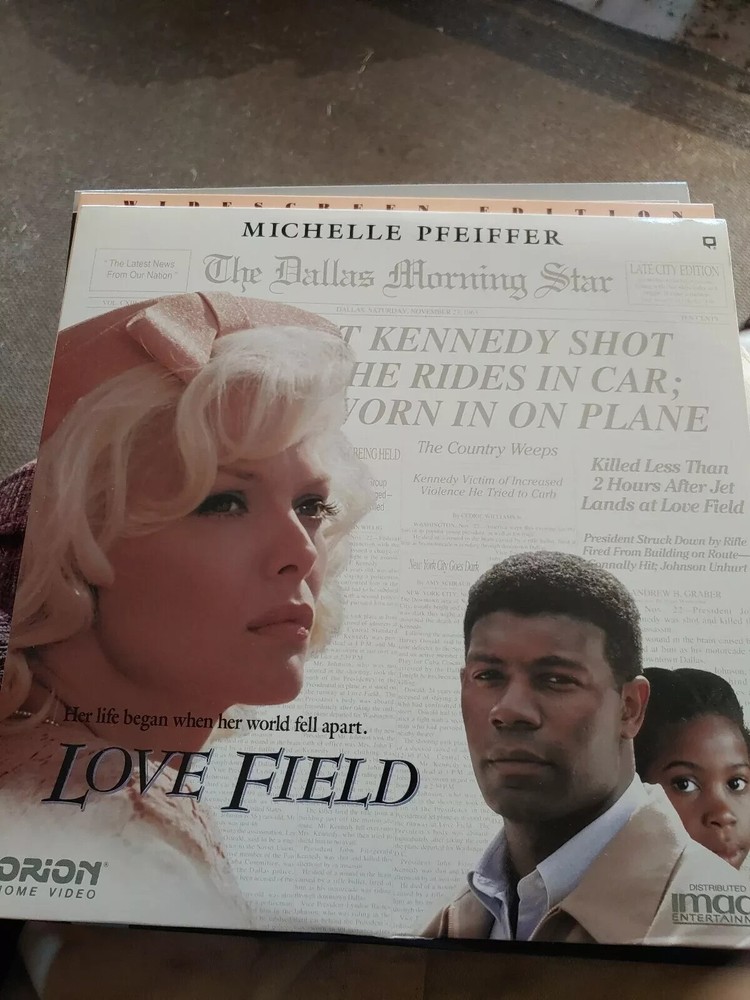 Love Field Laserdisc  Michelle Pfeiffer VG