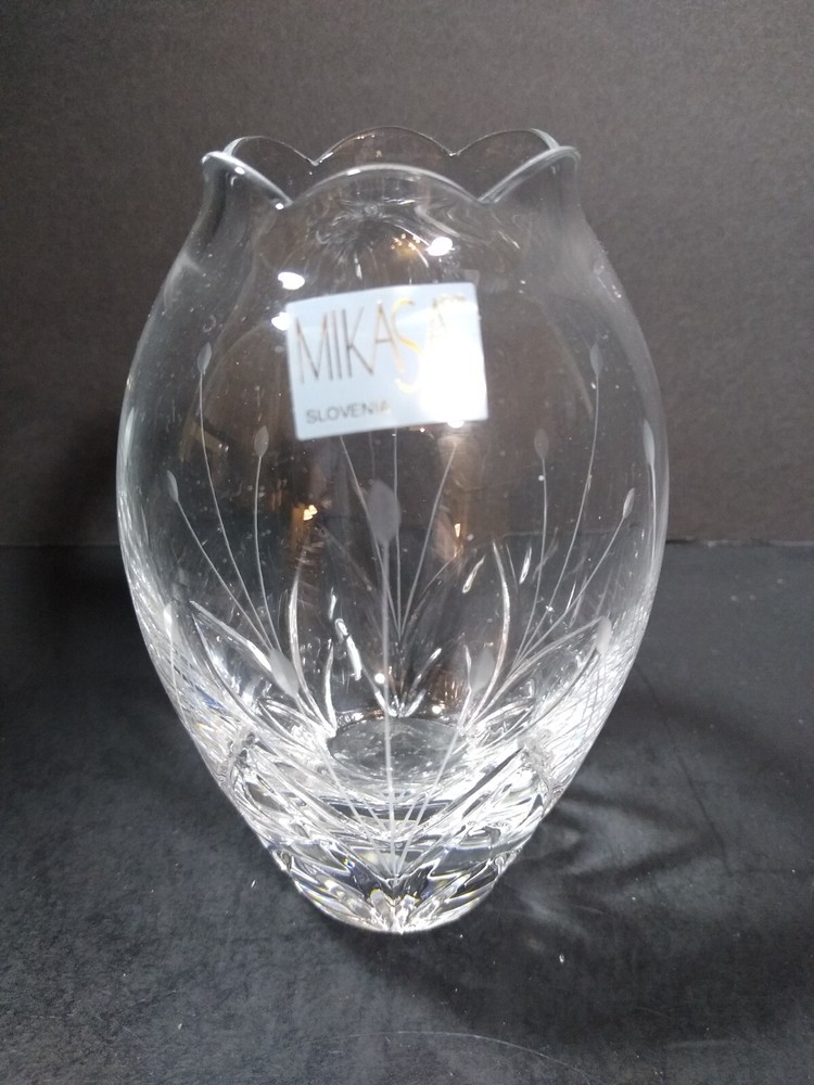 Mikasa Petit Points 5.25" Bud Vase