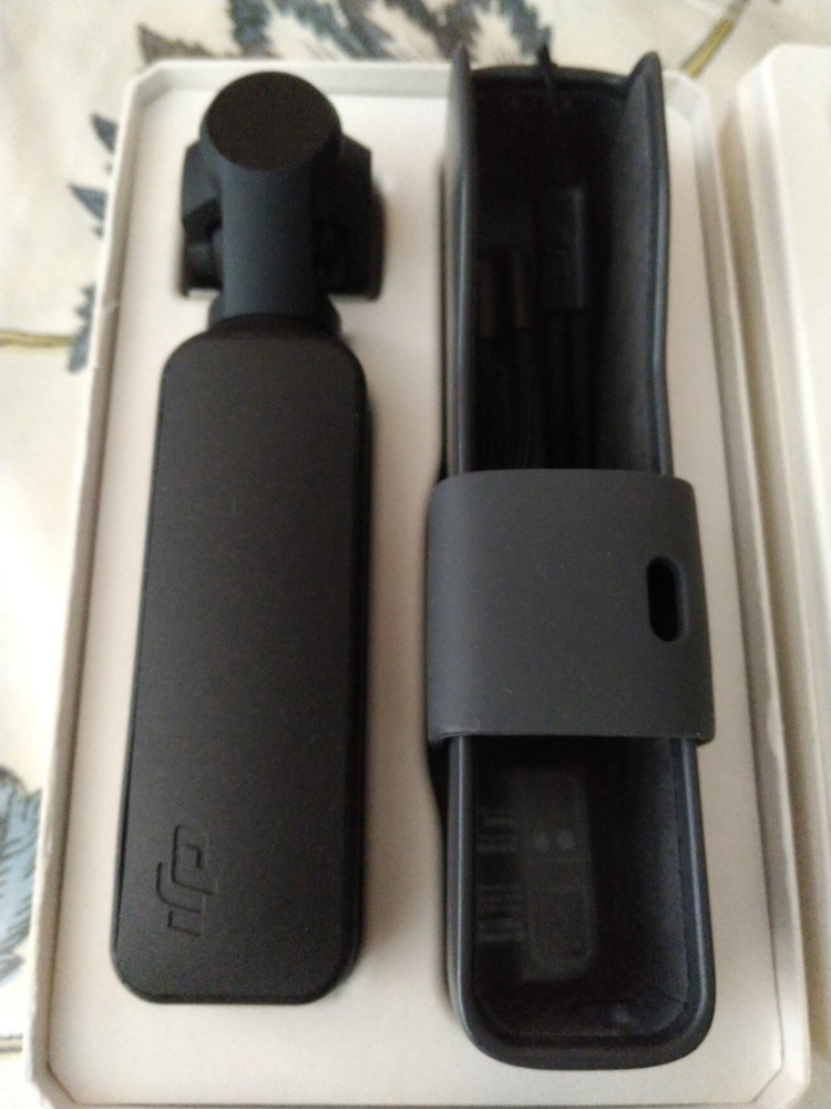 DJI Osmo Pocket 1 3-Axis Stabilizer and 4K Handheld Camera With Case