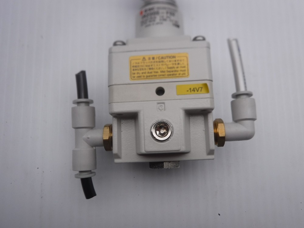 SMC IR2000-F02 Precision Regulator